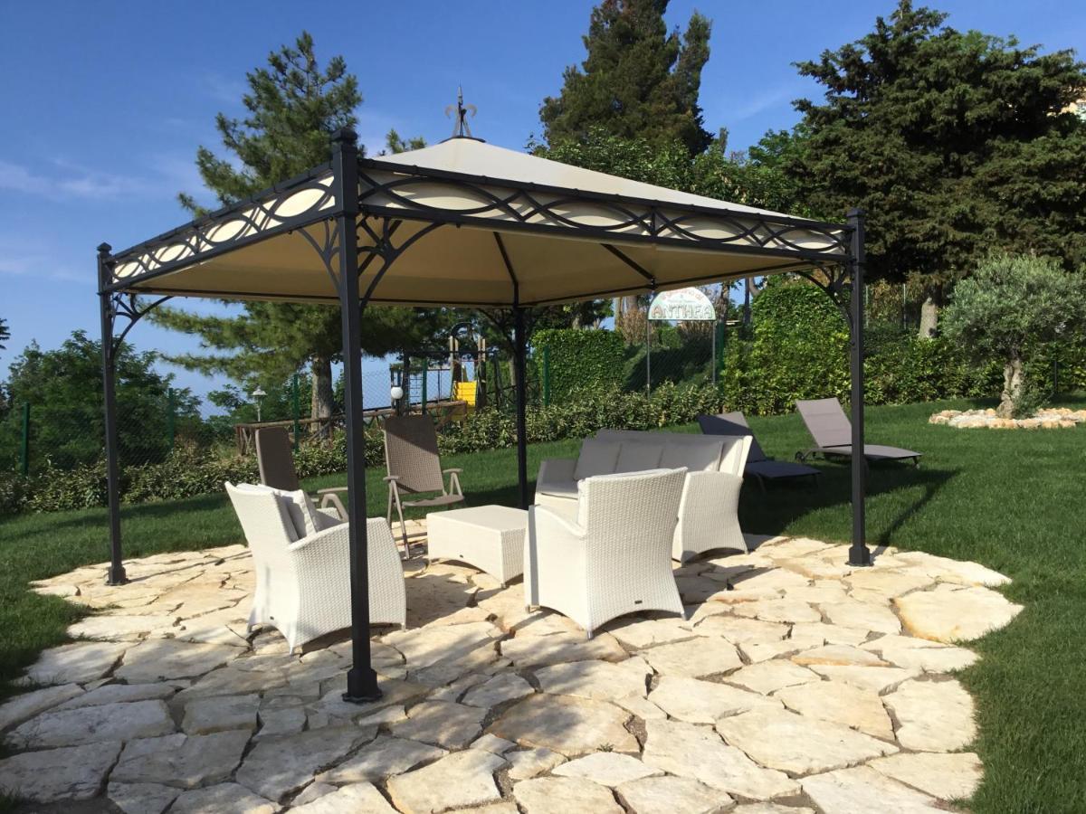 Villa Mascitti B&B Tortoreto Alto 托尔托雷托 外观 照片